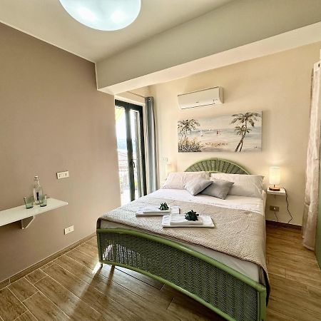 Amuka B&B Santo Stefano di Camastra Zewnętrze zdjęcie